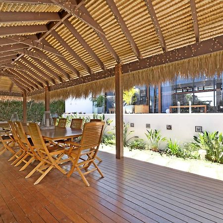 Zen Beach Retreat Hotell Bargara Exteriör bild