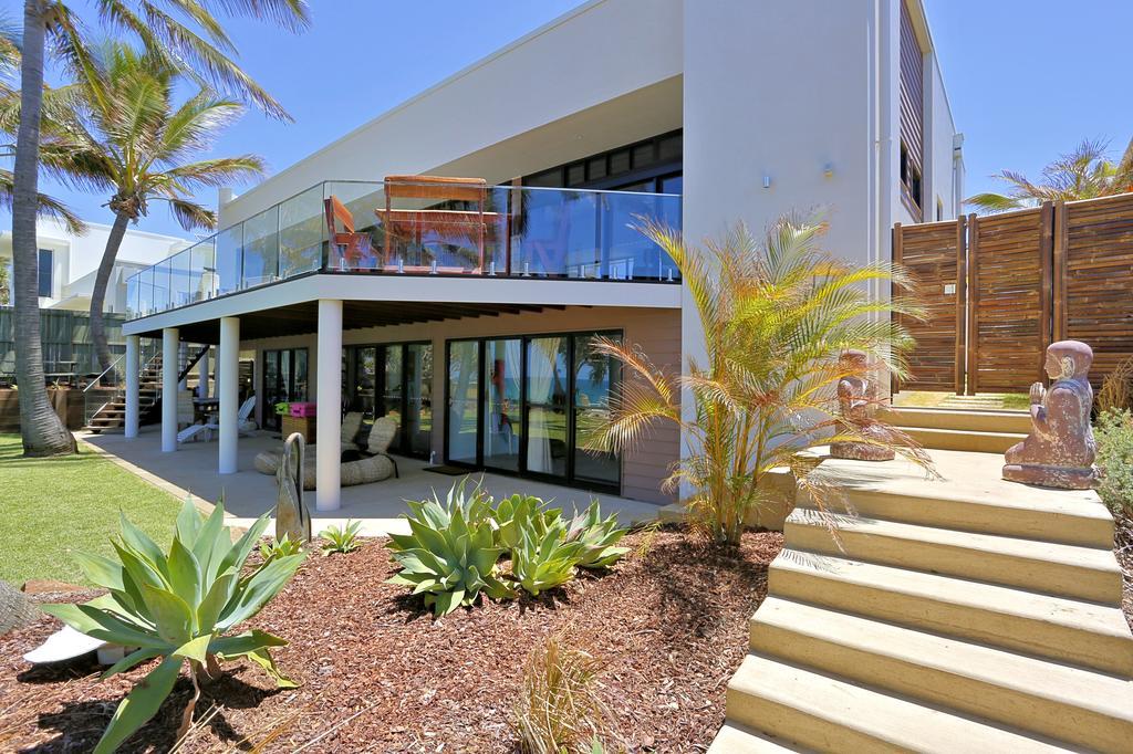 Zen Beach Retreat Hotell Bargara Exteriör bild